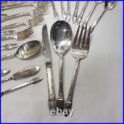 1847 Rogers Bros First Love 65 Pcs Flatware Silverware for 8 Wood Storage Chest