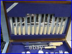ANTIQUE GROSVENOR 47 PIECE BOXED CANTEEN SILVER PLATED CUTLERY SET FOR 6 -1920's