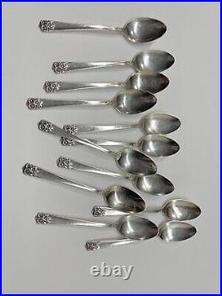 APRIL Vtg 35 pc WM Rogers & Son IS Silverplate Flatware Service For 6 w Extras