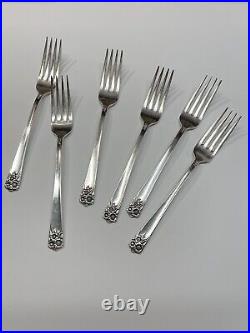 APRIL Vtg 35 pc WM Rogers & Son IS Silverplate Flatware Service For 6 w Extras