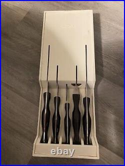 Vintage cutco 5 Piece knife set with wall Mount Holder Please see Pictures